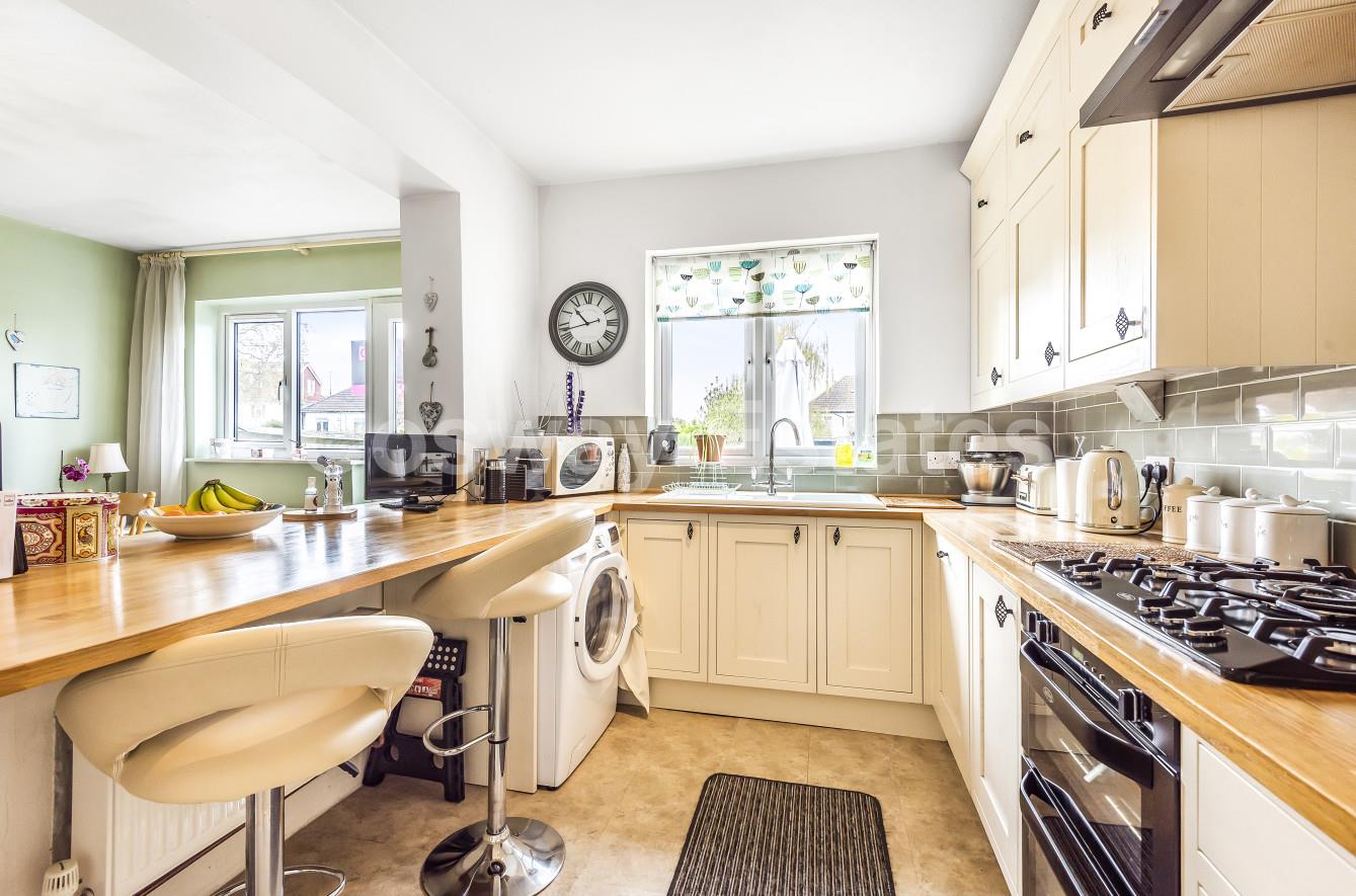 Hillside Grove, Mill Hill